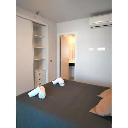 0705 Ap Victoria I * Denia